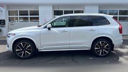 2020 Volvo XC90 T6 Momentum 6-Passenger
