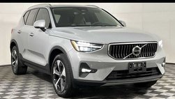 2024 Volvo XC40 B5 Plus Bright Theme