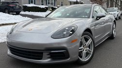 2017 Porsche Panamera 4