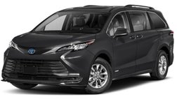 2021 Toyota Sienna LE 8-Passenger