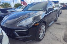 2014 Porsche Cayenne GTS