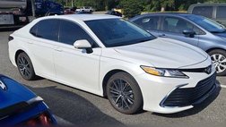 2023 Toyota Camry Hybrid XLE
