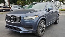 2021 Volvo XC90 T6 Momentum 7-Passenger