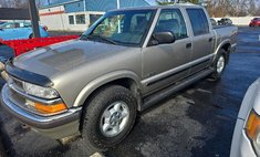 2001 Chevrolet S-10 LS