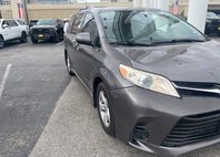 2020 Toyota Sienna LE