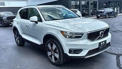 2019 Volvo XC40 T5 Momentum