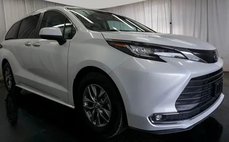 2023 Toyota Sienna XLE