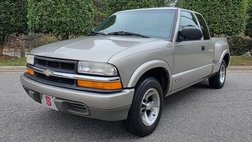 2000 Chevrolet S-10 Base