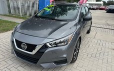 2022 Nissan Versa SR