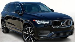 2022 Volvo XC90 T6 Momentum 7-Passenger