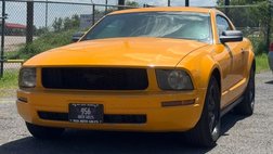 2007 Ford Mustang Deluxe
