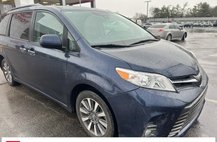 2020 Toyota Sienna XLE 7-Passenger