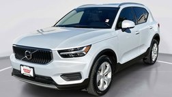 2022 Volvo XC40 T5 Momentum