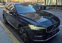 2023 Volvo XC60 B5 Ultimate Bright Theme