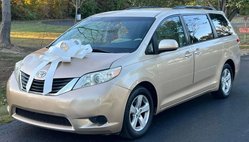2011 Toyota Sienna LE