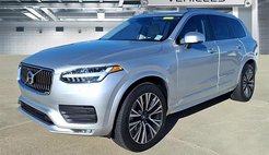 2022 Volvo XC90 T5 Momentum