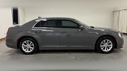 2018 Chrysler 300 Touring