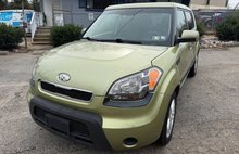 2010 Kia Soul +