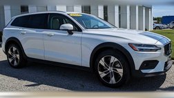 2024 Volvo V60 Cross Country B5 Plus