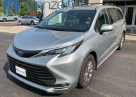2023 Toyota Sienna 