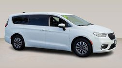 2023 Chrysler Pacifica Hybrid Touring L