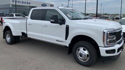 2025 Ford Super Duty F-350 Platinum