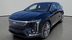 2025 Cadillac OPTIQ Luxury 2