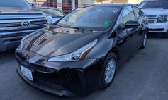 2022 Toyota Prius LE