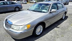 1999 Lincoln Town Car Signature
