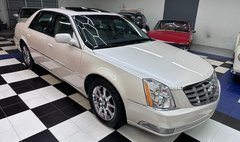 2011 Cadillac DTS Luxury Collection