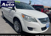 2012 Volkswagen Routan SE