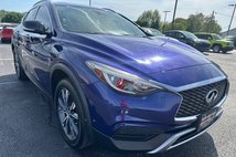 2017 Infiniti QX30 Luxury