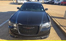 2022 Chrysler 300 S V6