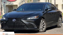 2020 Lexus ES 300h Base