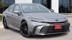 2025 Toyota Camry Hybrid SE