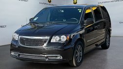2015 Chrysler Town and Country S