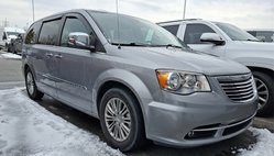 2016 Chrysler Town and Country Touring-L