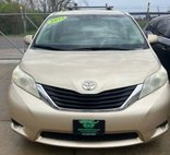 2014 Toyota Sienna LE