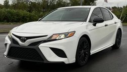 2020 Toyota Camry SE Nightshade