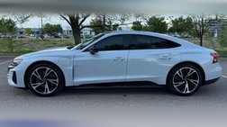 2023 Audi e-tron GT quattro Premium Plus