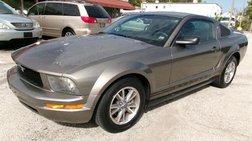 2005 Ford Mustang V6 Deluxe