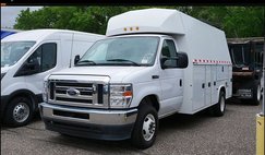 2023 Ford E-Series E-450 SD