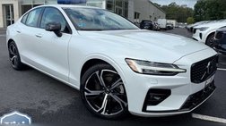 2025 Volvo S60 B5 Plus