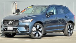 2025 Volvo XC60 T8 Plus Dark Theme