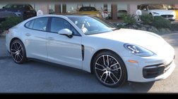 2023 Porsche Panamera Base