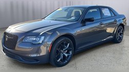 2023 Chrysler 300 Touring