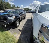 2017 Toyota Tacoma SR