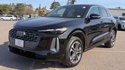 2025 Audi Q5 quattro Premium TFSI