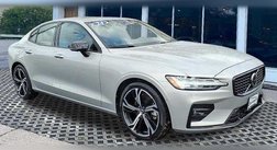 2024 Volvo S60 B5 Ultimate Dark Theme