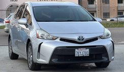 2015 Toyota Prius v Three